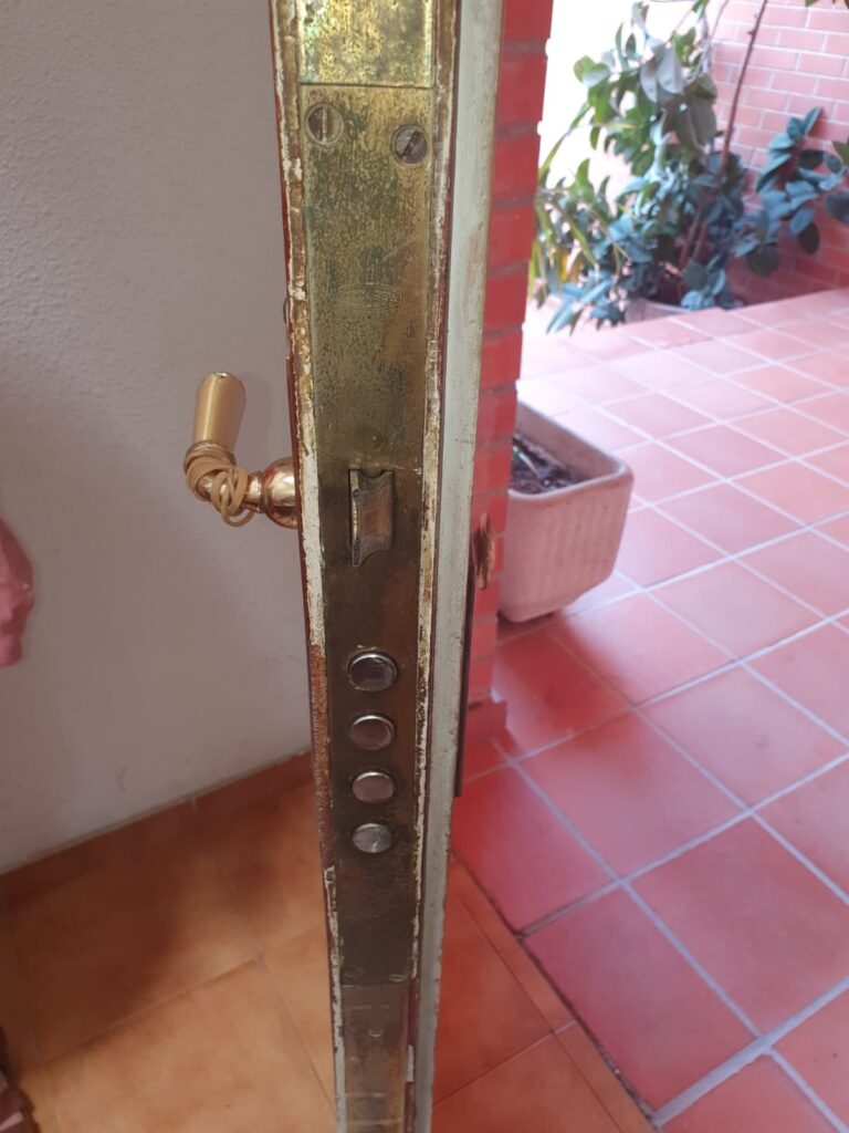 Apertura de puertas Monforte del Cid